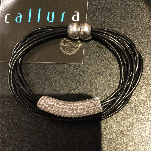 Black Leather Bracelet with Swarovski Crystals - Picture 3 of 7